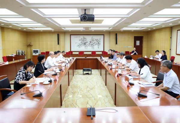 国客信配 接受监督：重在自觉、更在日常